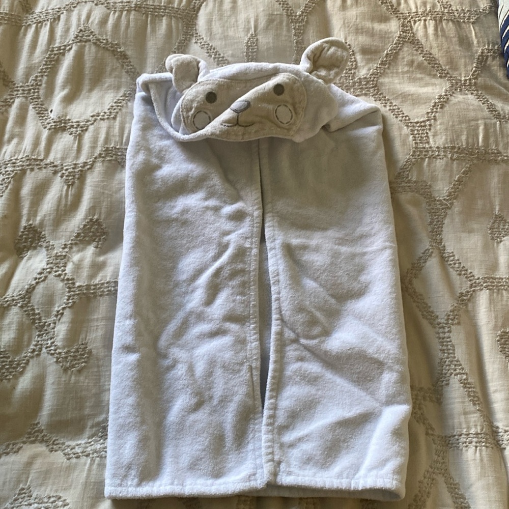 🐑 Pottery Barn Kids Baby Hooded Lamb towel | 31 x 23